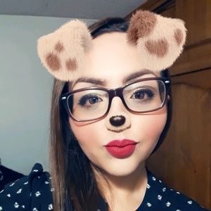 Meet your Posher, Beatriz